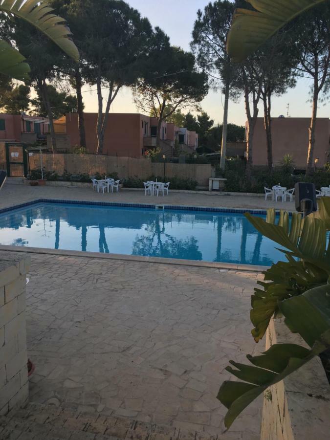 Le Ville 1 Costa Saracena Аньоне-Баньї Екстер'єр фото